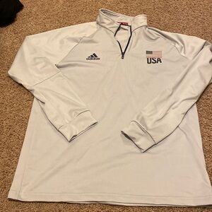 Adidas - size medium -USA volleyball pullover